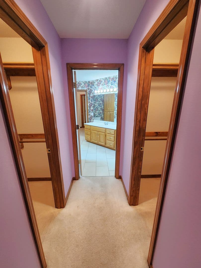 Topeka House: 3612 SW Ashworth Ct.