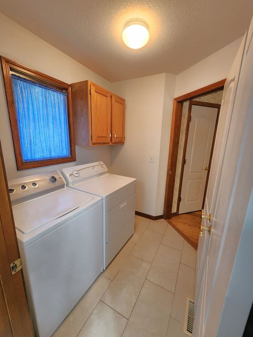 Topeka House: 3612 SW Ashworth Ct.