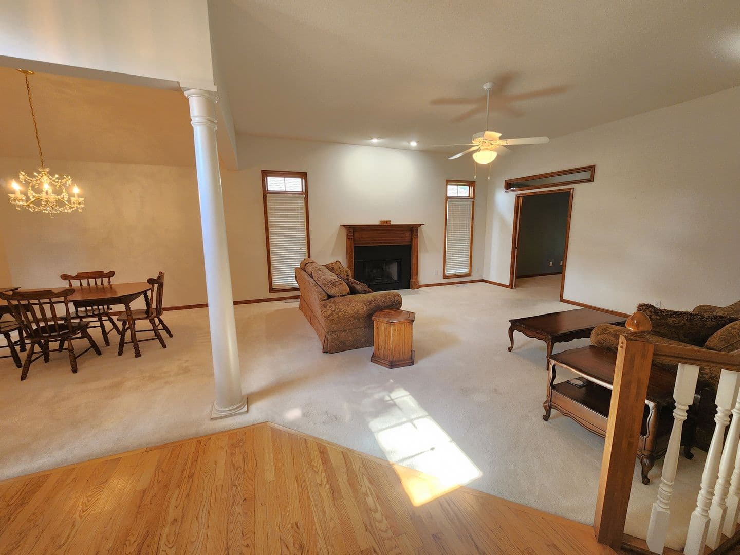 Topeka House: 3612 SW Ashworth Ct.