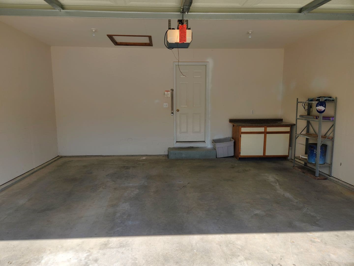 Topeka House: 3612 SW Ashworth Ct.