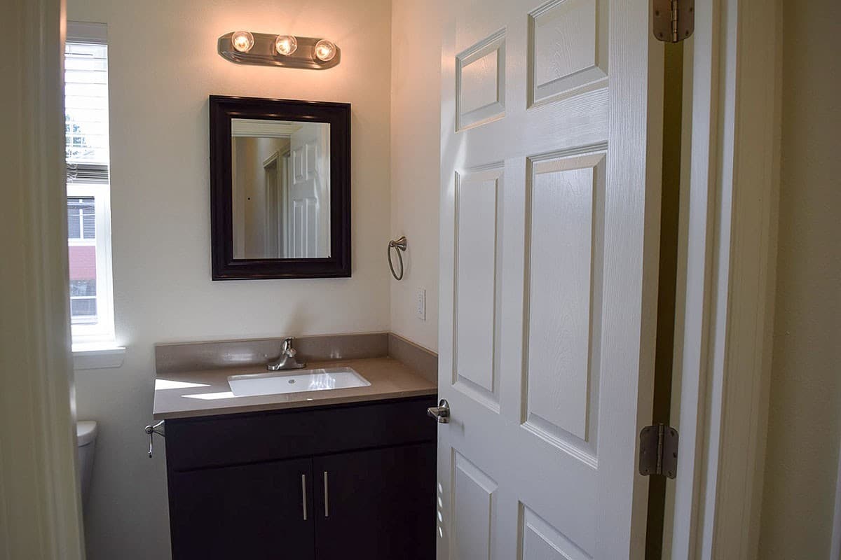 Portland Apartment: 5120 N Lombard St