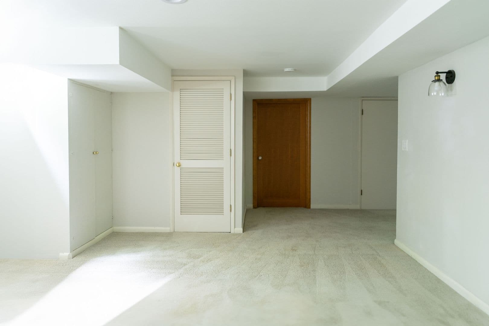 Portland House: 7725 SW Miner Way