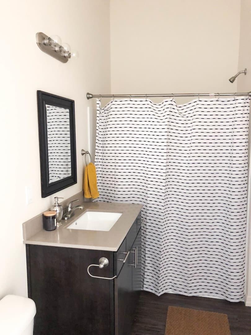 Portland Apartment: 1385 NW 22nd Ave., Portland, 97210