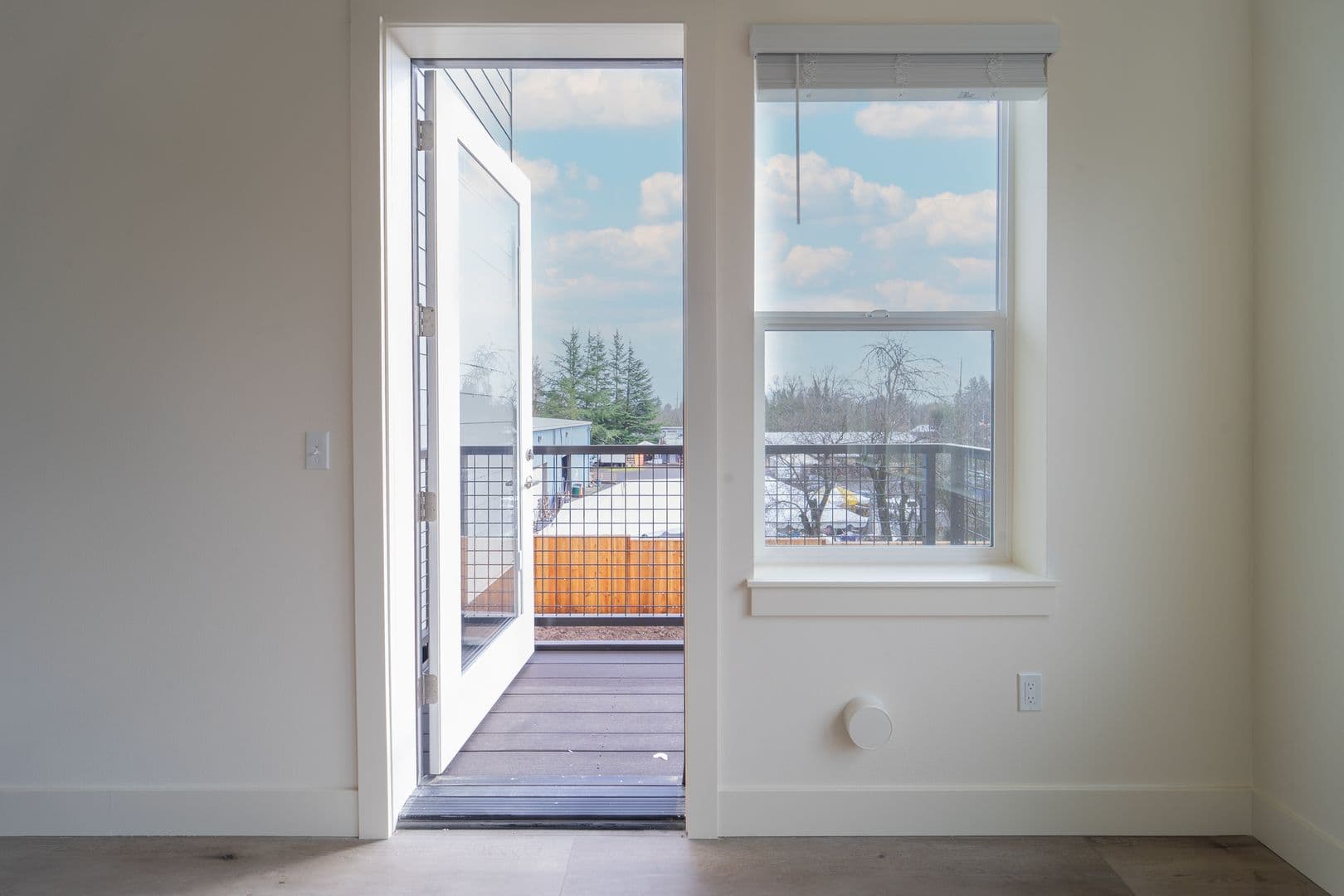 Portland Apartment: 7980-7990 SW Capitol Hill Rd