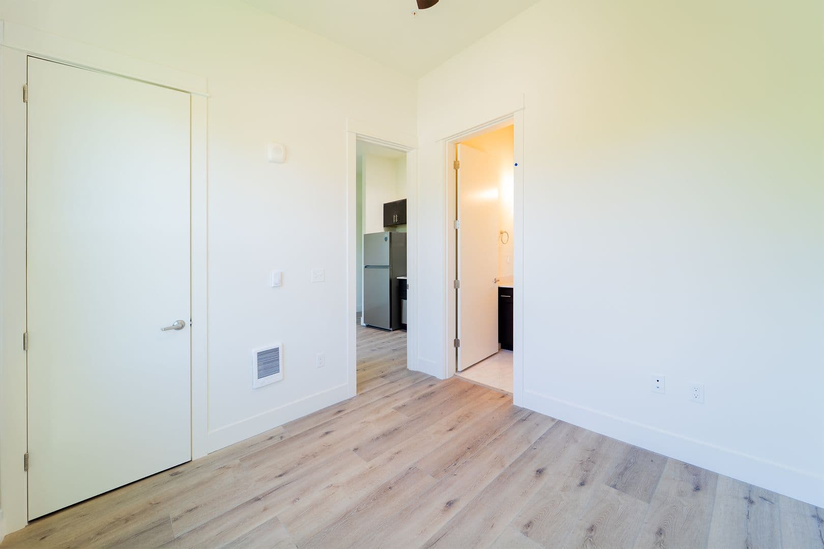 Portland Apartment: 2260 NW Pettygrove St.