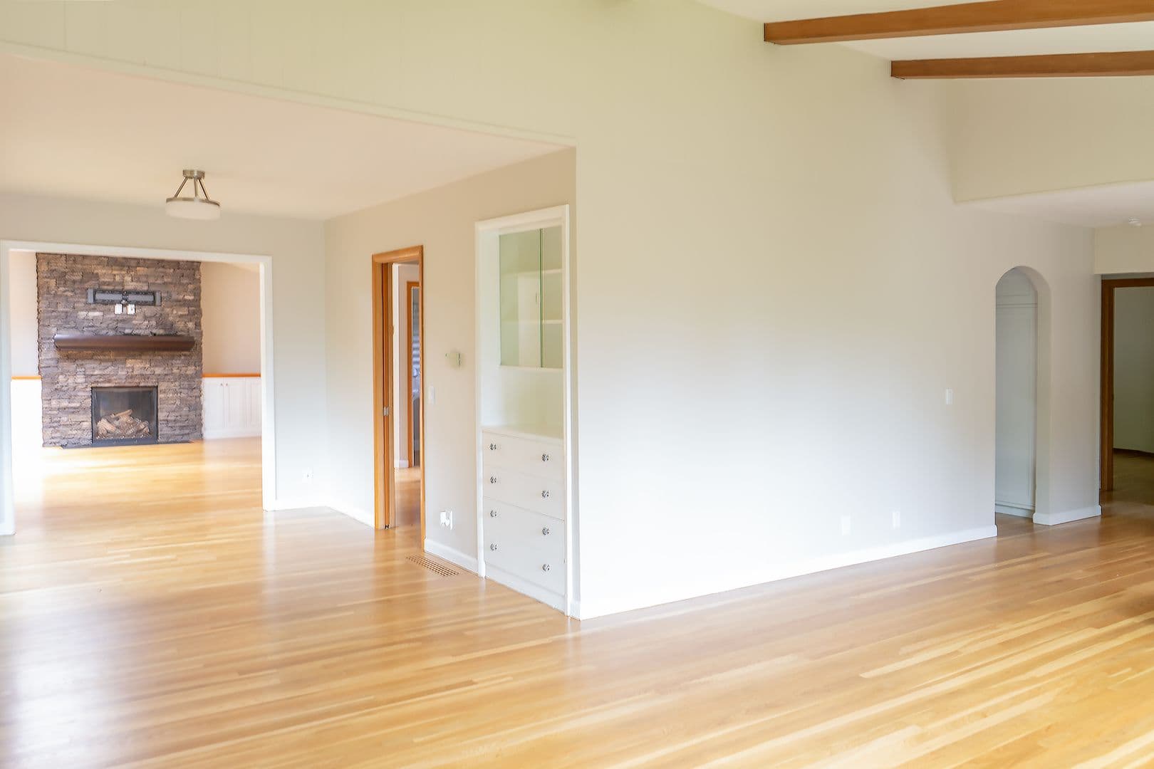 Portland House: 7725 SW Miner Way