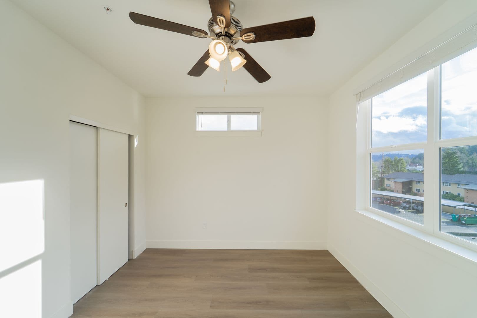 Milwaukie Apartment: 1600 SE Lava Dr.