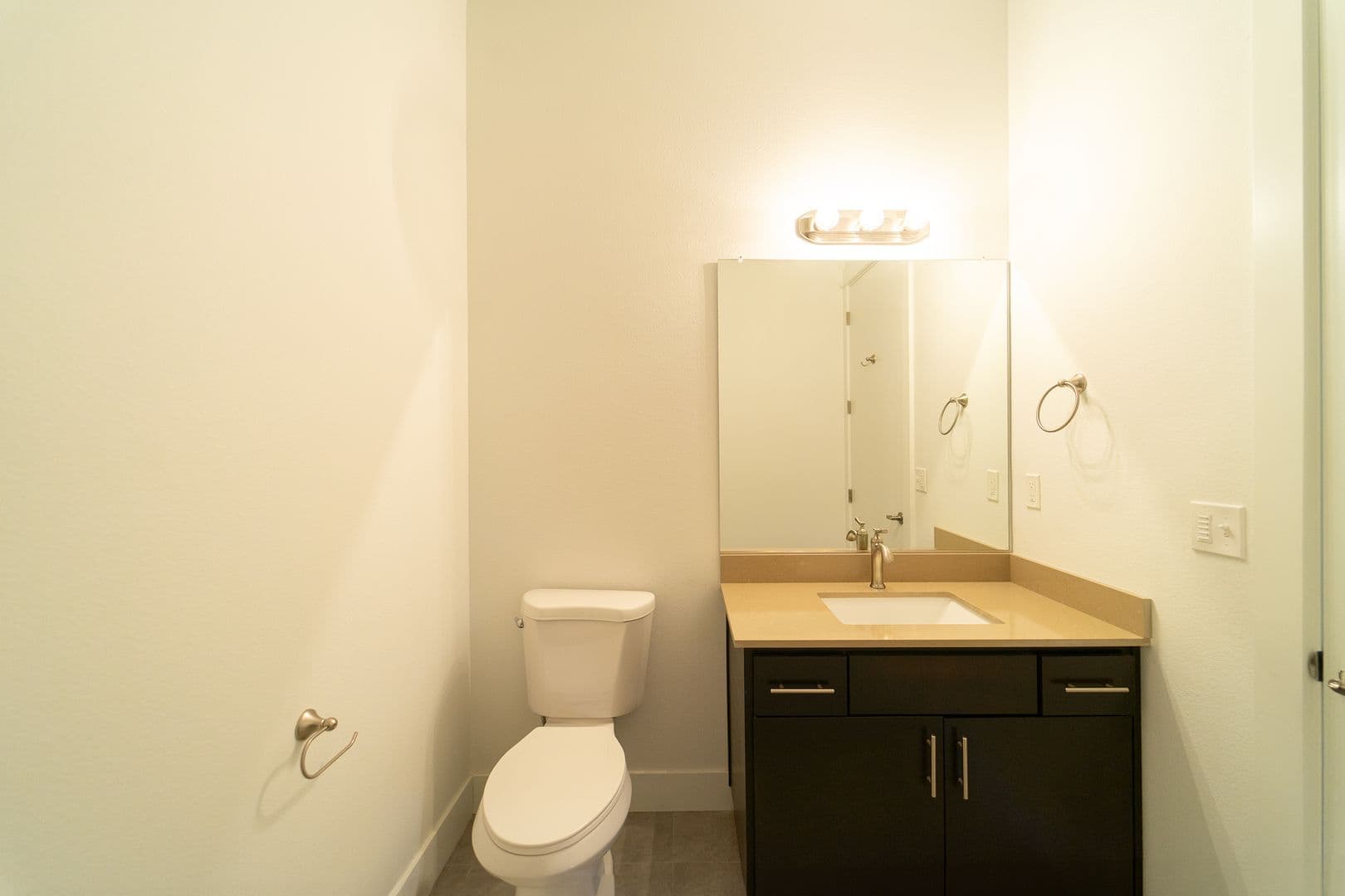 Scappoose Apartment: 51577 SE 2nd Street