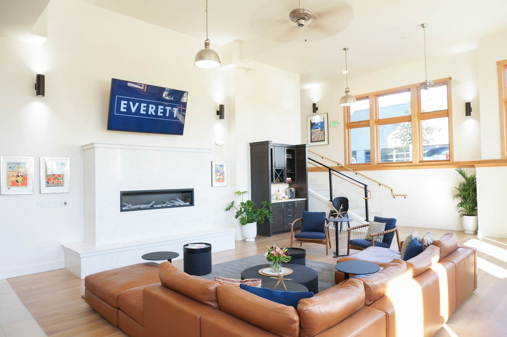 Portland Apartment: 1616 NW Everett