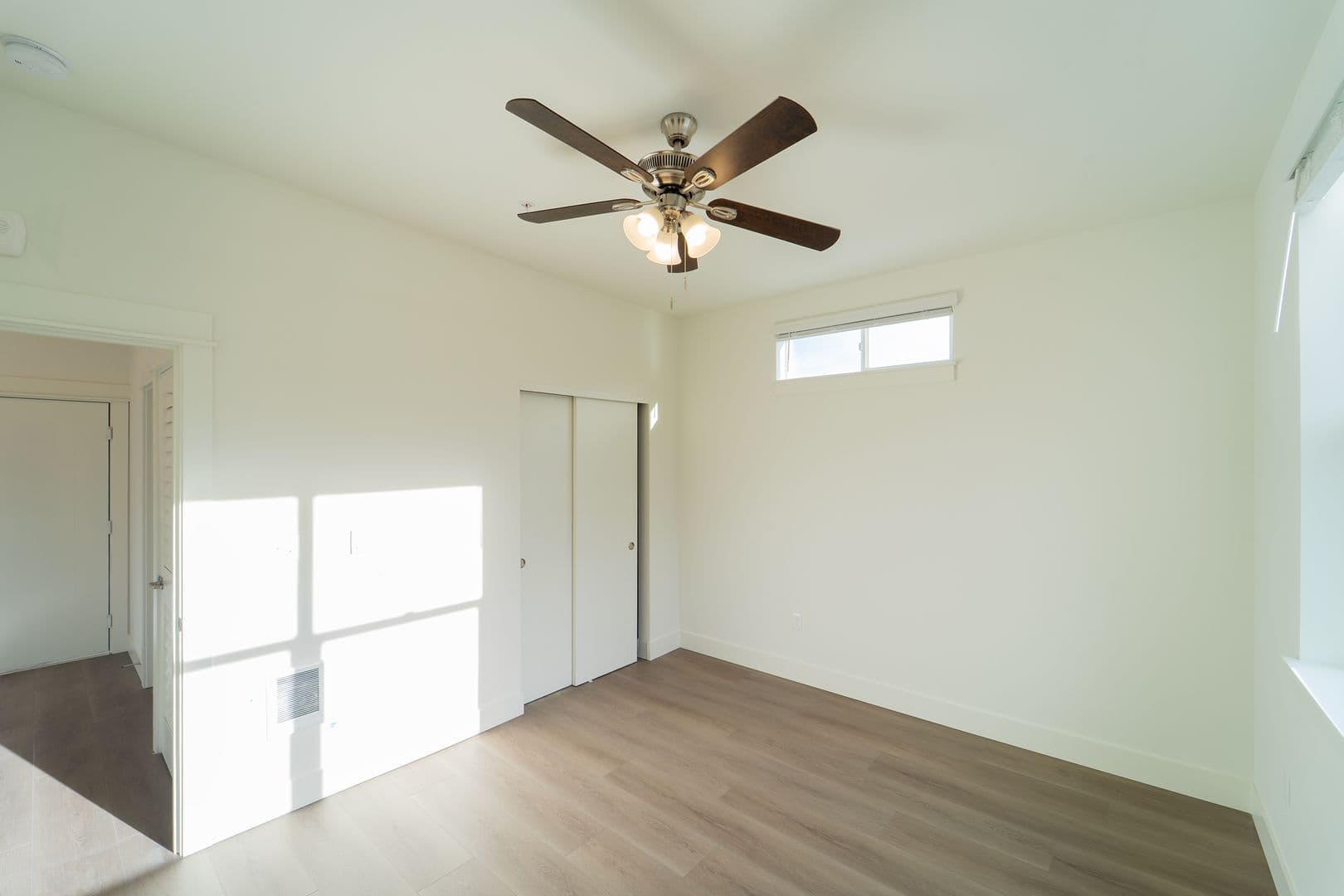 Milwaukie Apartment: 1600 SE Lava Dr.