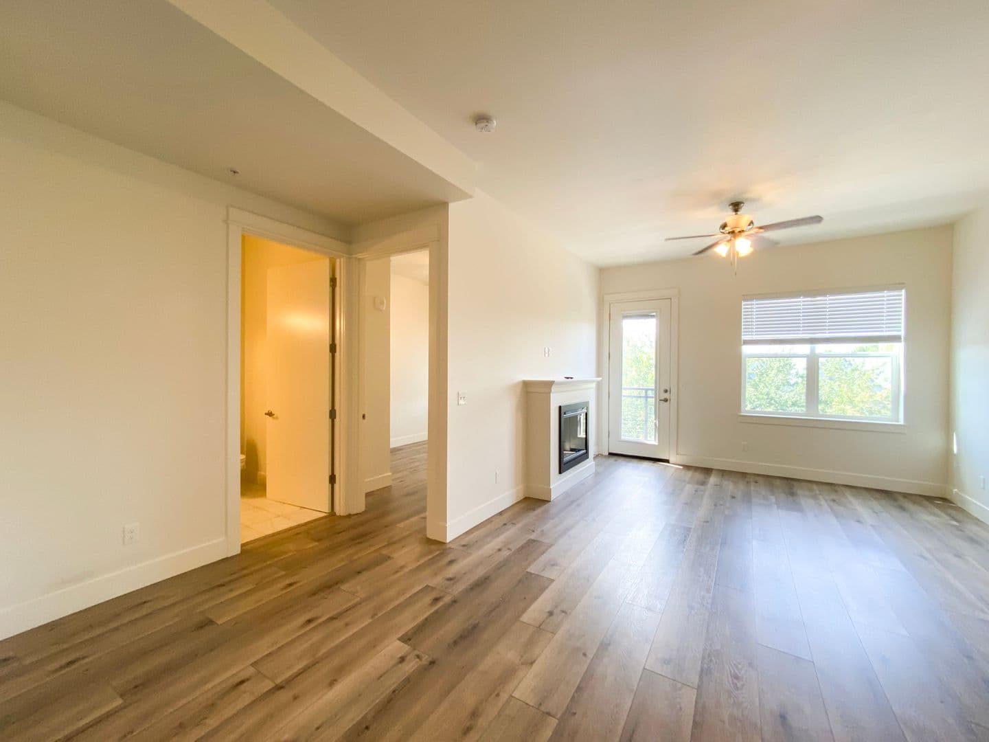 Vancouver Apartment: 1660 D St.