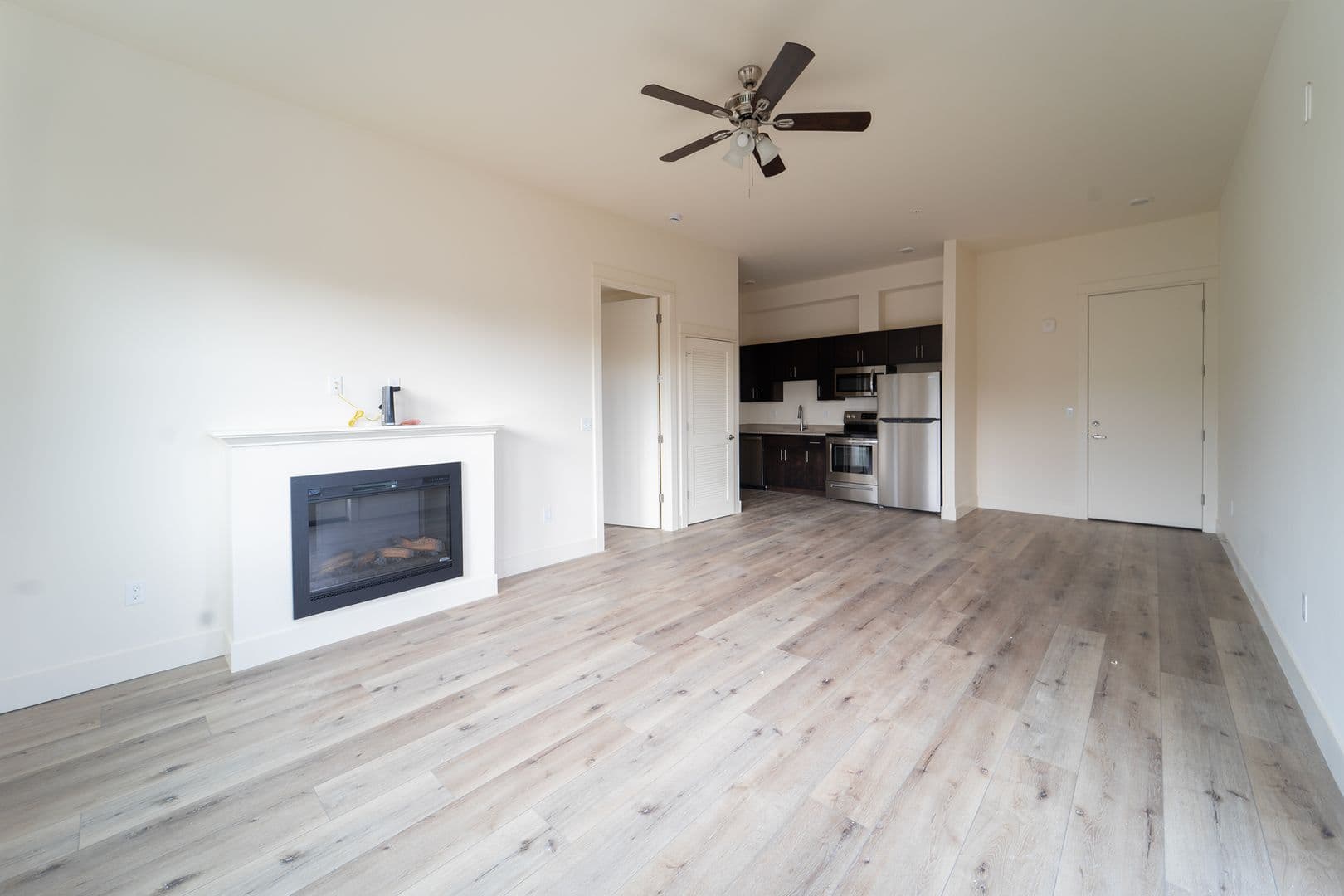 Portland Apartment: 7980-7990 SW Capitol Hill Rd