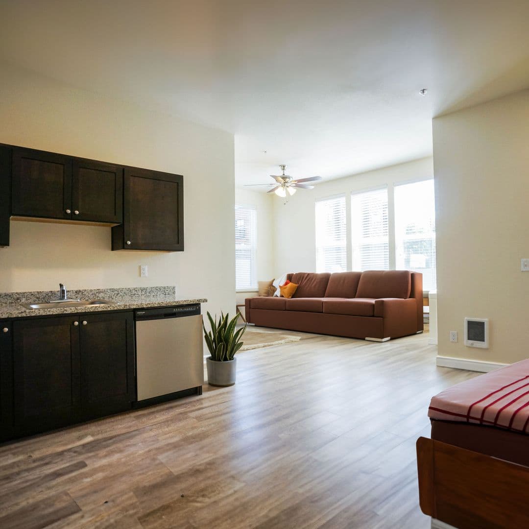 Portland Apartment: 8510 N Ivanhoe St