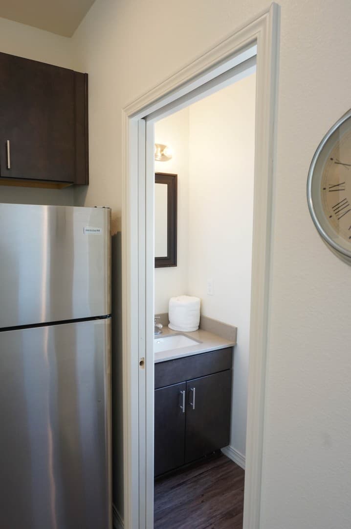 Portland Apartment: 7210 N Burlington Ave.