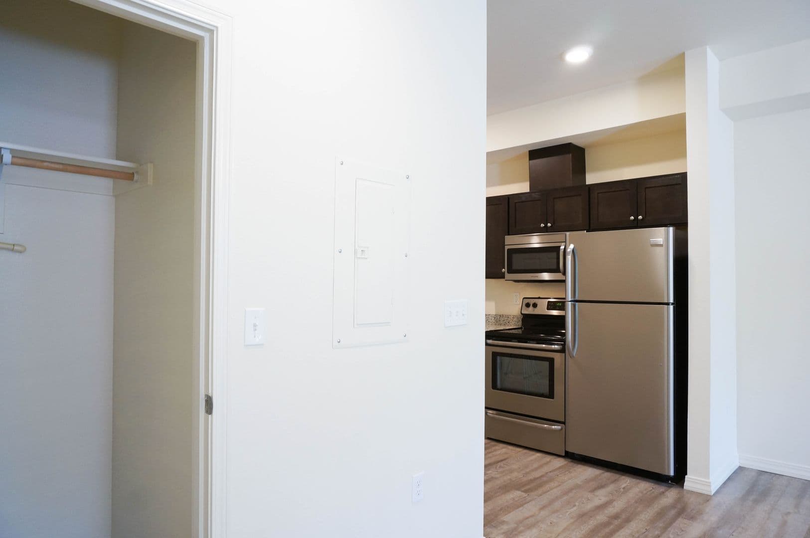 Portland Apartment: 8510 N Ivanhoe St