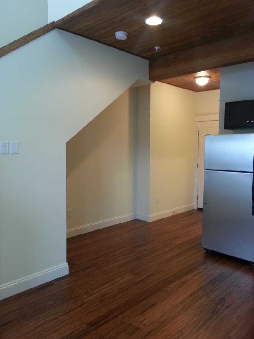 Portland Apartment: 3855 N Mississippi Avenue