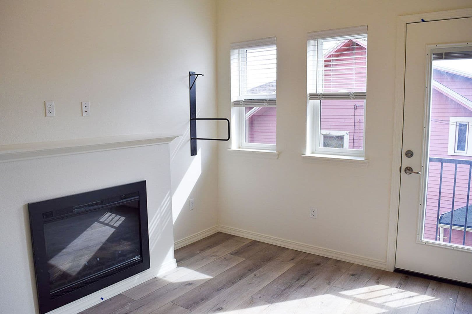 Portland Apartment: 5120 N Lombard St