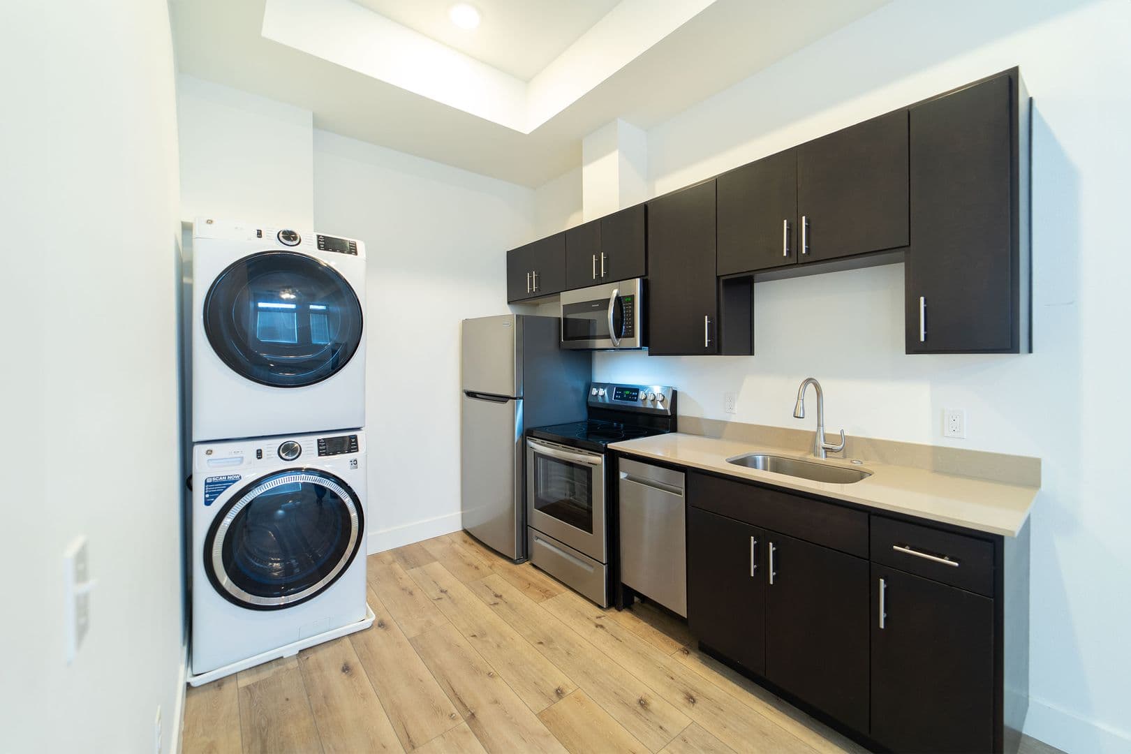 Scappoose Apartment: 51577 SE 2nd Street