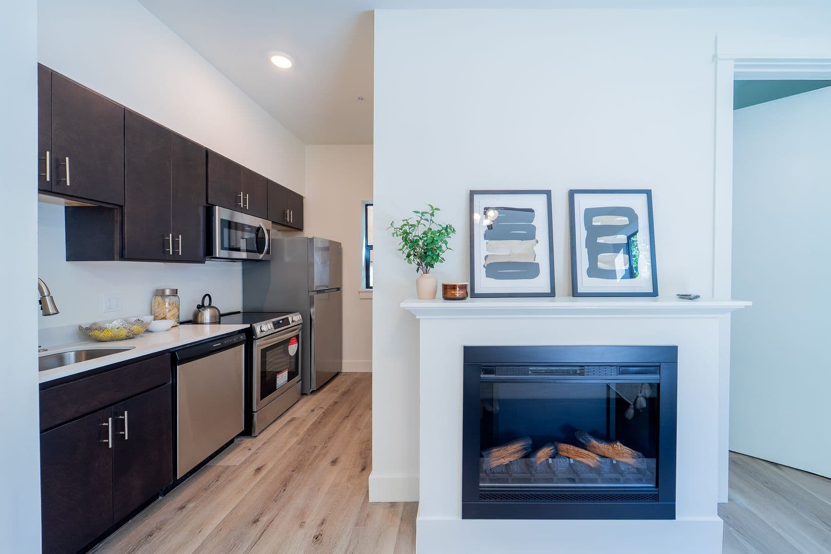 Portland Apartment: 2260 NW Pettygrove St.