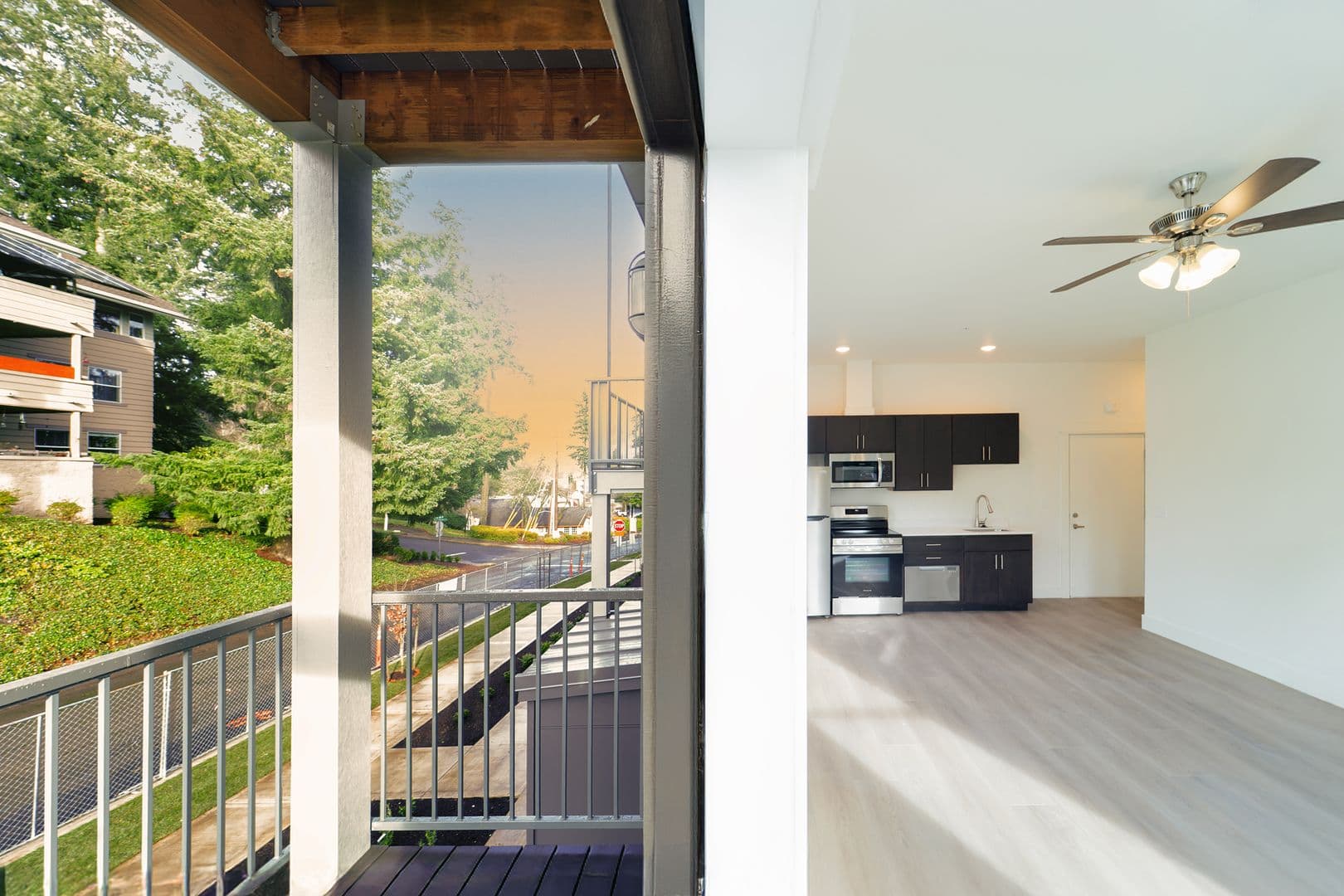 Milwaukie Apartment: 1600 SE Lava Dr.
