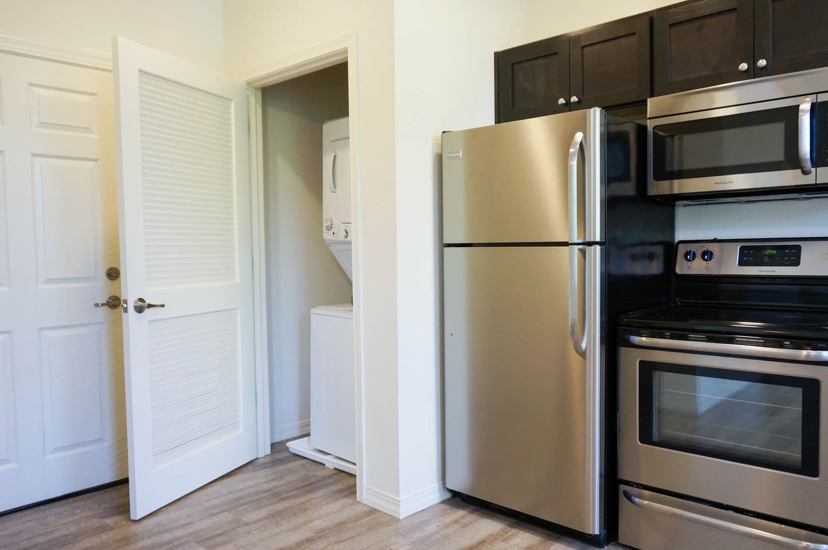 Portland Apartment: 8510 N Ivanhoe St