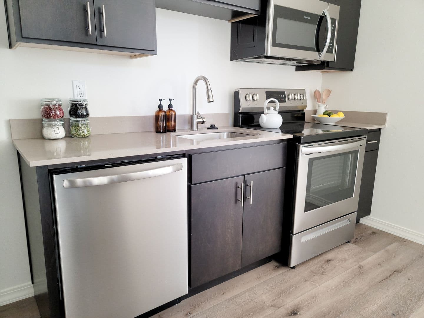 Portland Apartment: 5150 N Lombard
