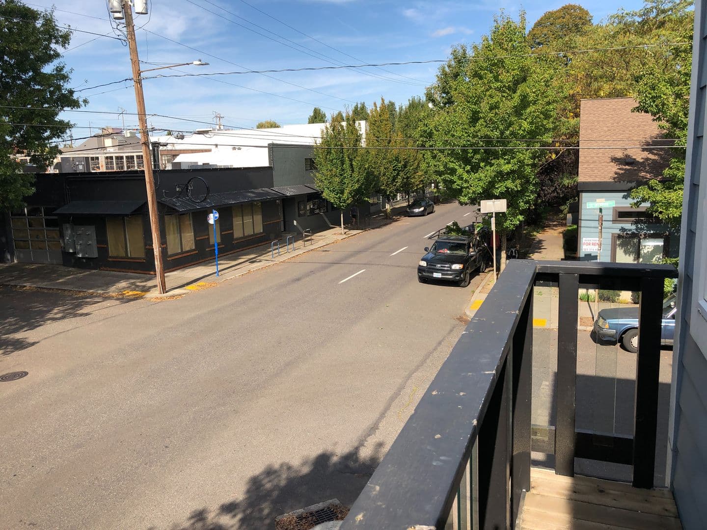 Portland Apartment: 1100 & 1120 SE Sherman St.