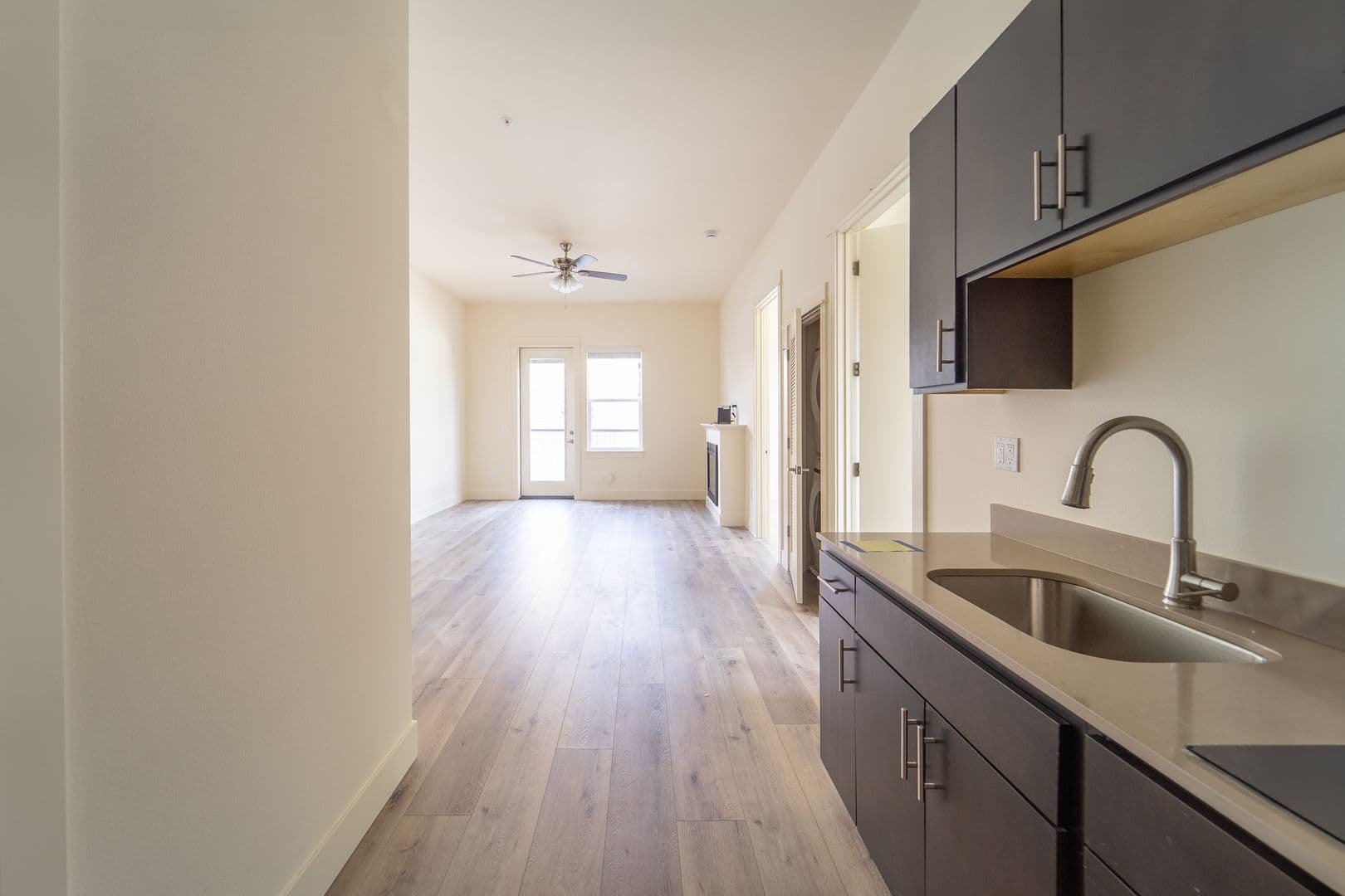 Portland Apartment: 7980-7990 SW Capitol Hill Rd