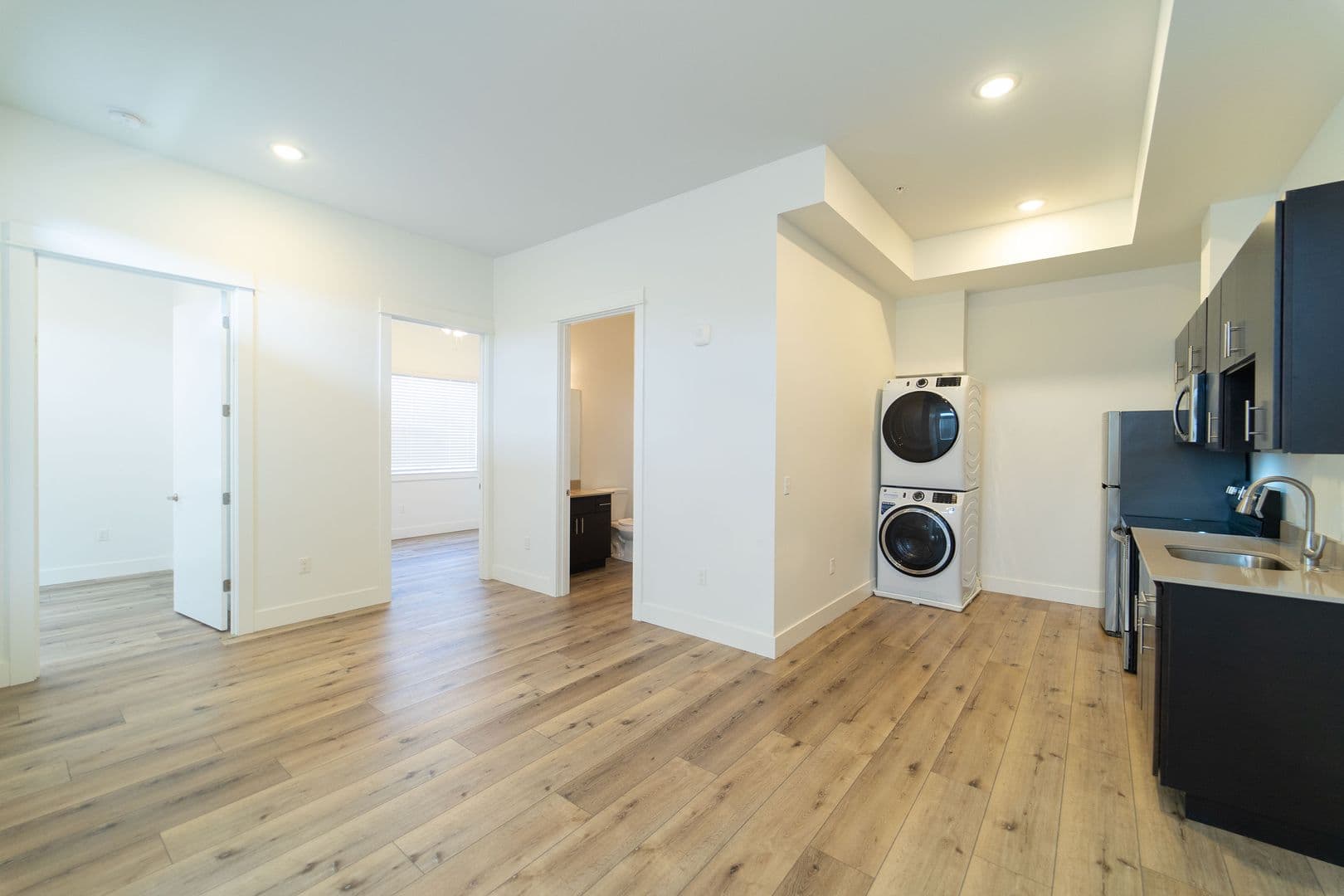 Scappoose Apartment: 51577 SE 2nd Street
