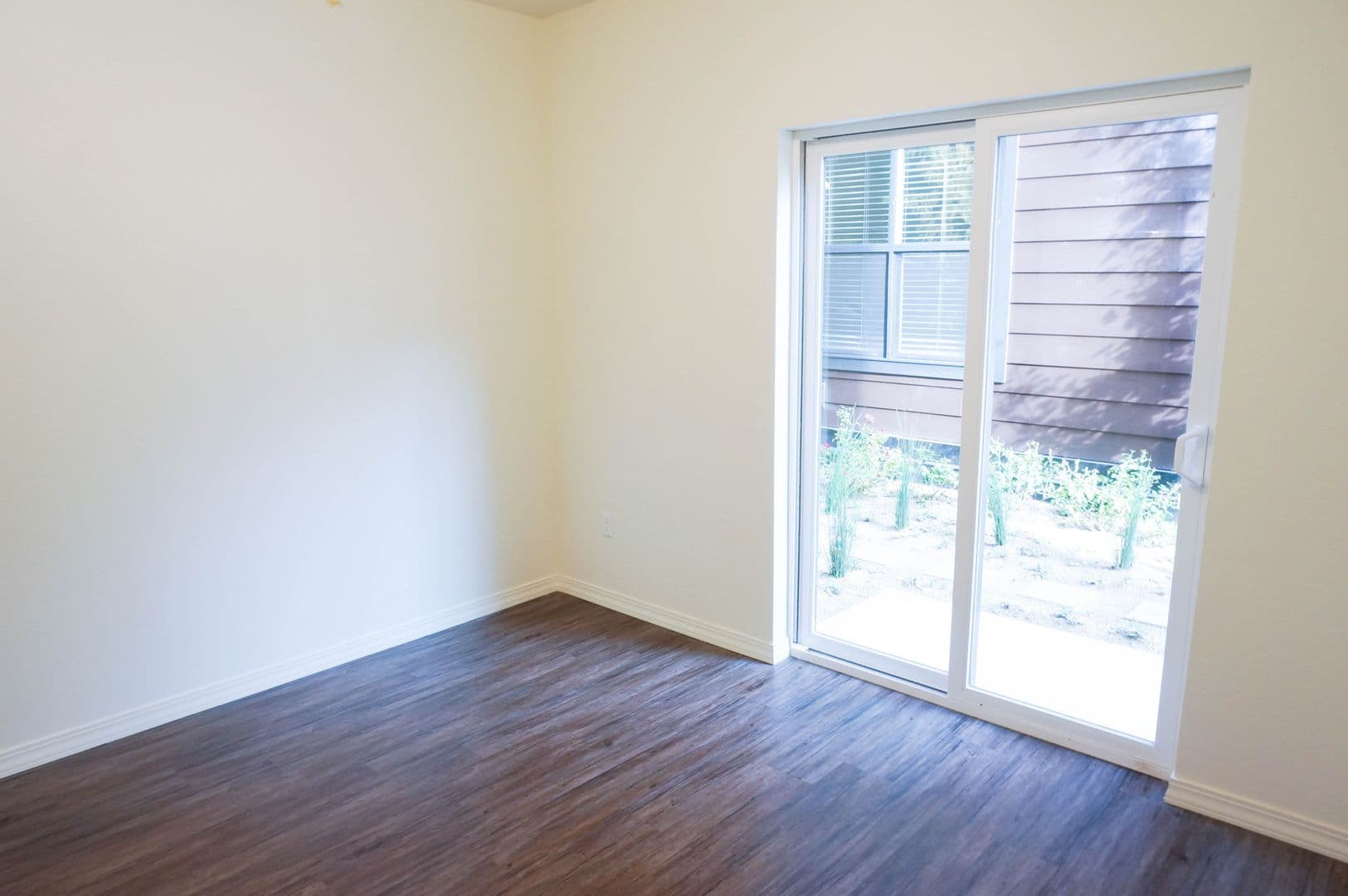 Portland Apartment: 7210 N Burlington Ave.