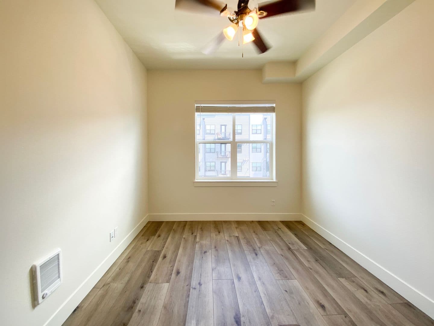 Vancouver Apartment: 1655 C St.