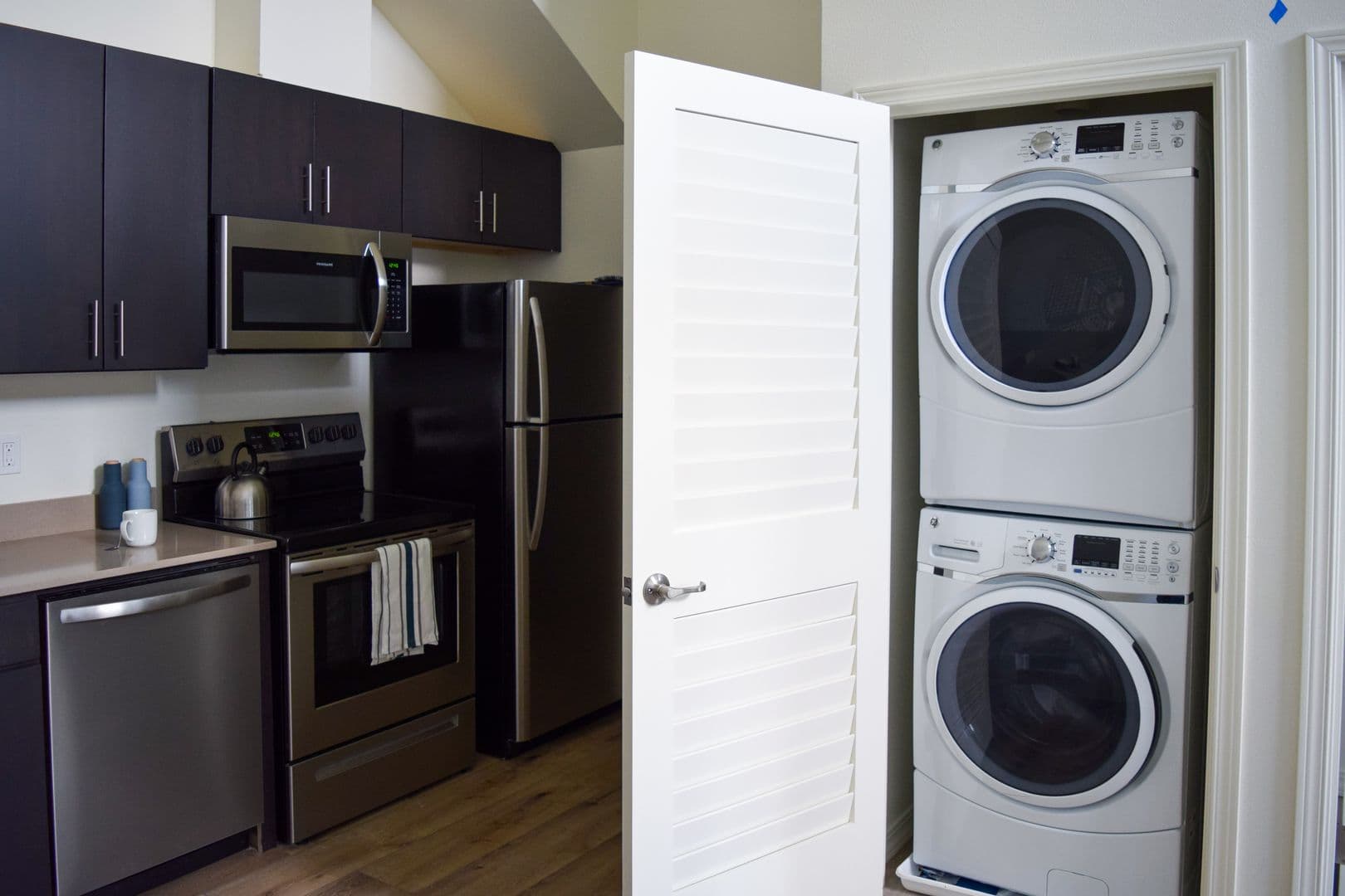 Portland Apartment: 5120 N Lombard St