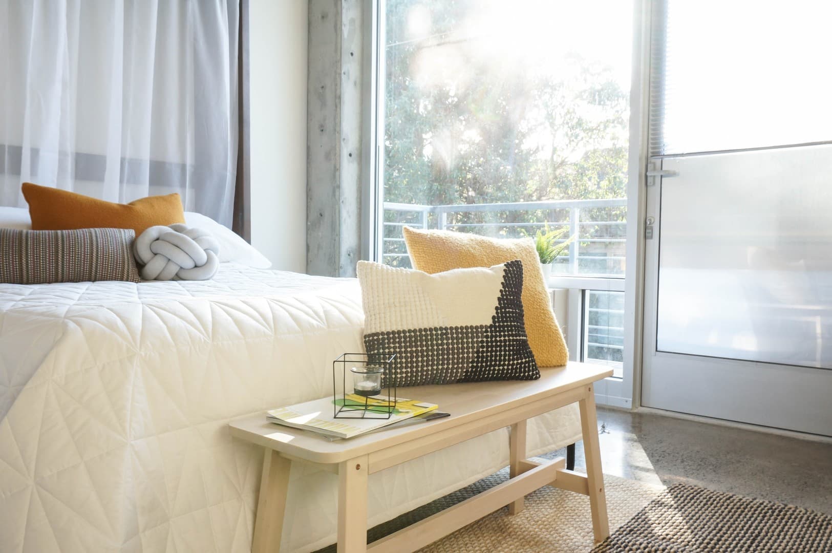 Portland Apartment: 610 NW 17th Ave