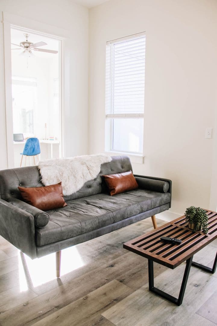 Portland Apartment: 5505 NE Glisan Street