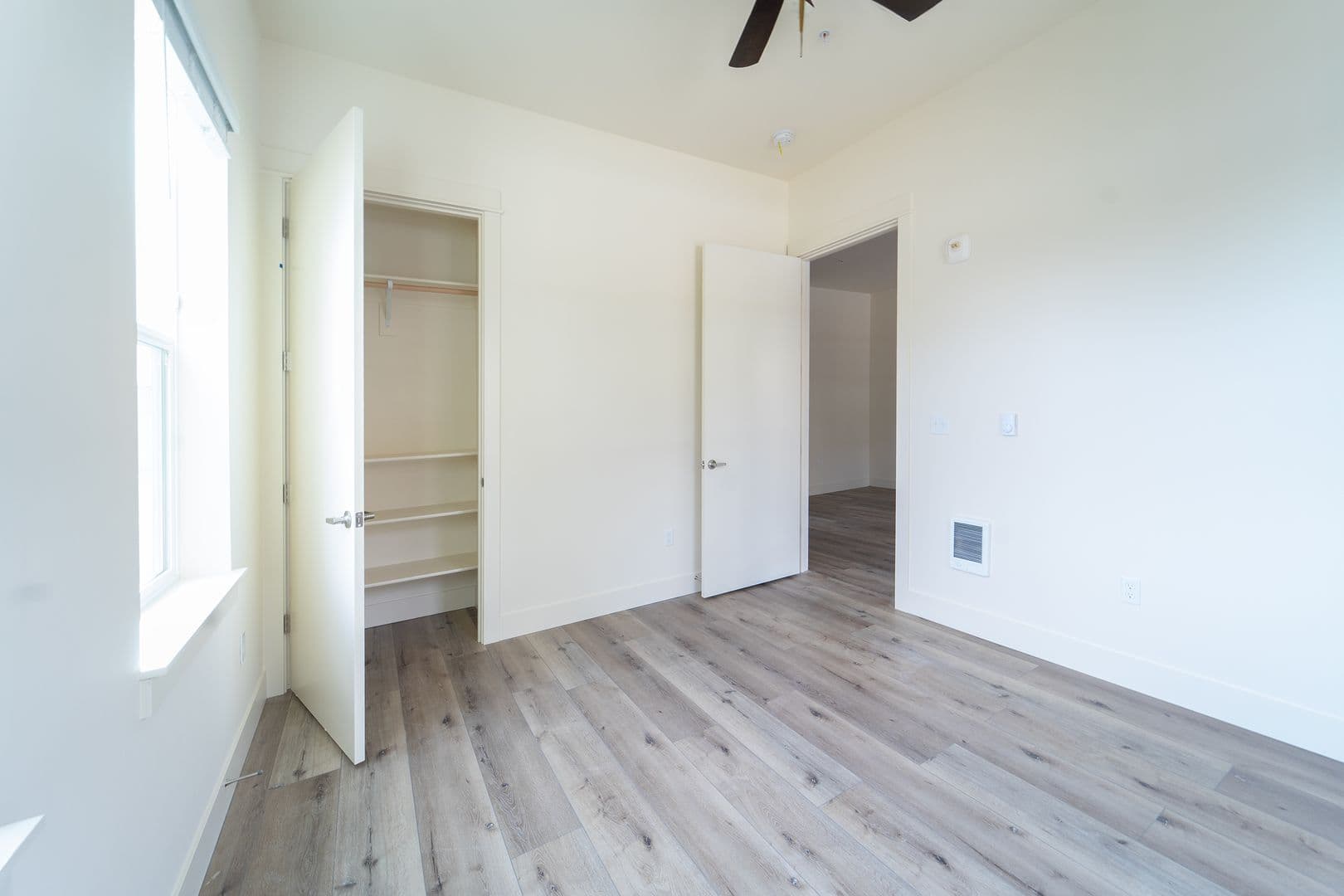 Portland Apartment: 7980-7990 SW Capitol Hill Rd