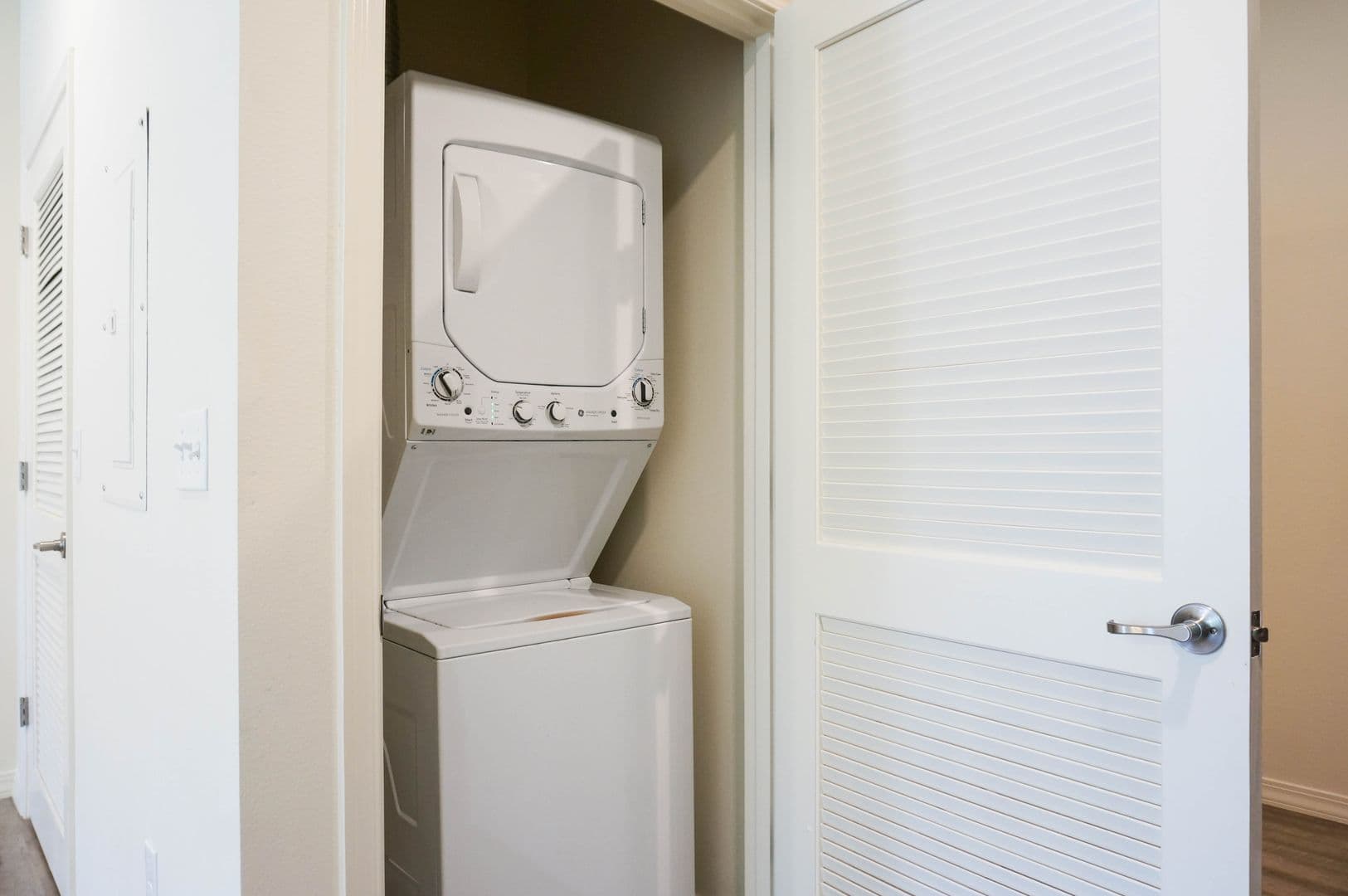 Portland Apartment: 8510 N Ivanhoe St