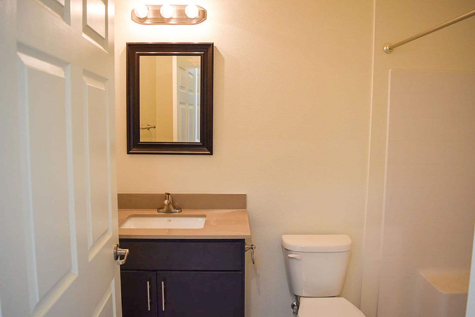Portland Apartment: 5120 N Lombard St
