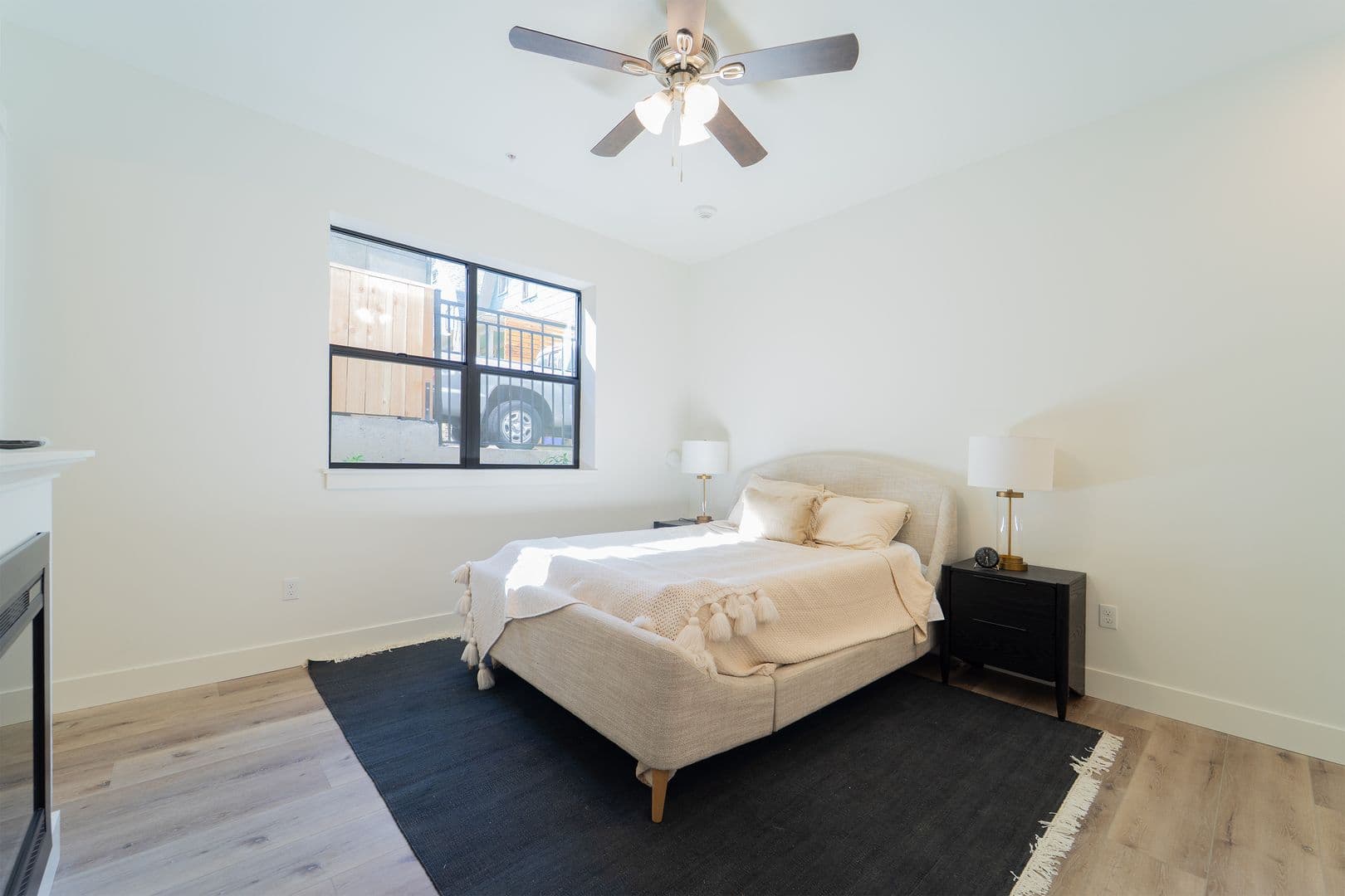 Portland Apartment: 2260 NW Pettygrove St.