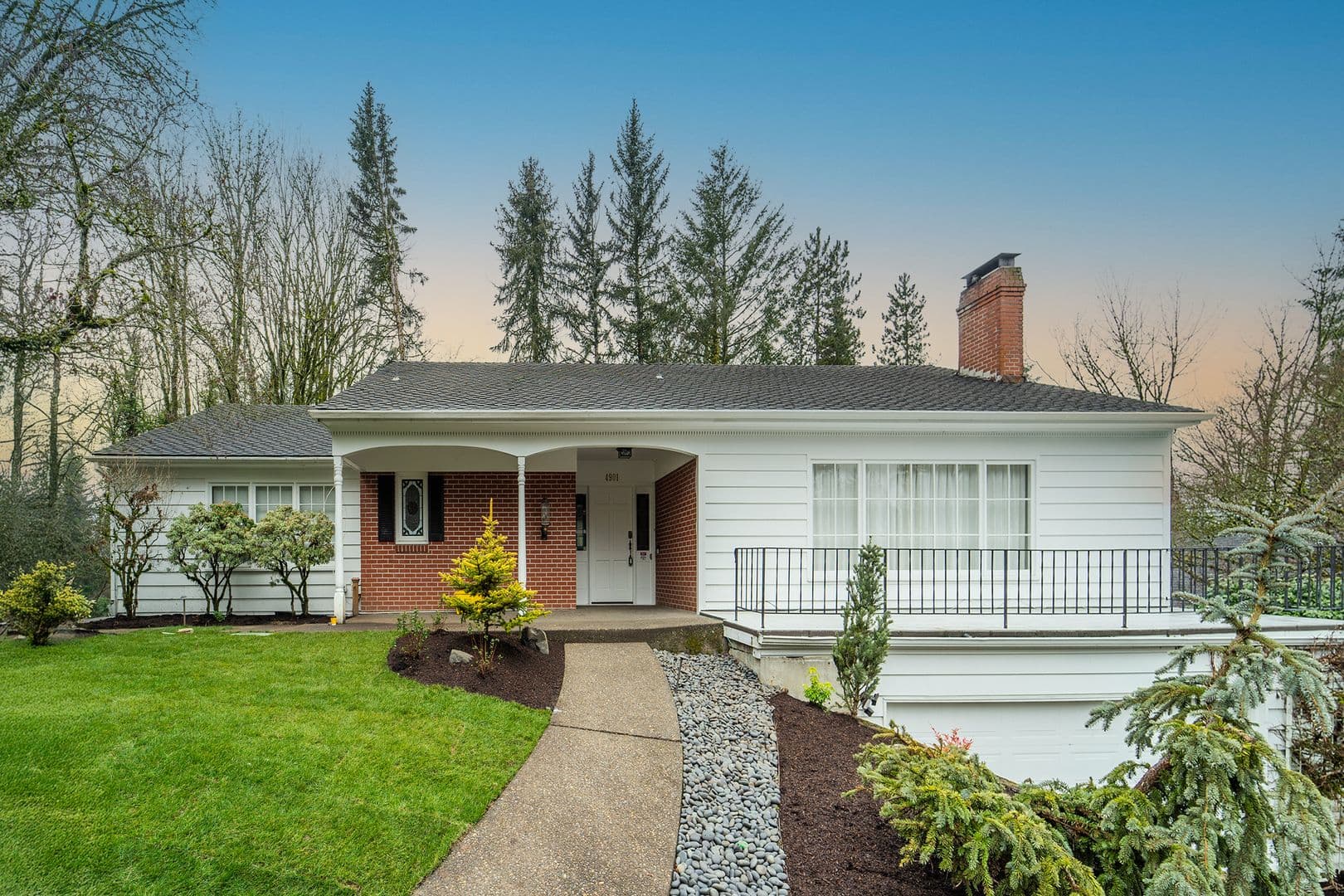 Portland House: 4901 SW Humphrey Park Crest