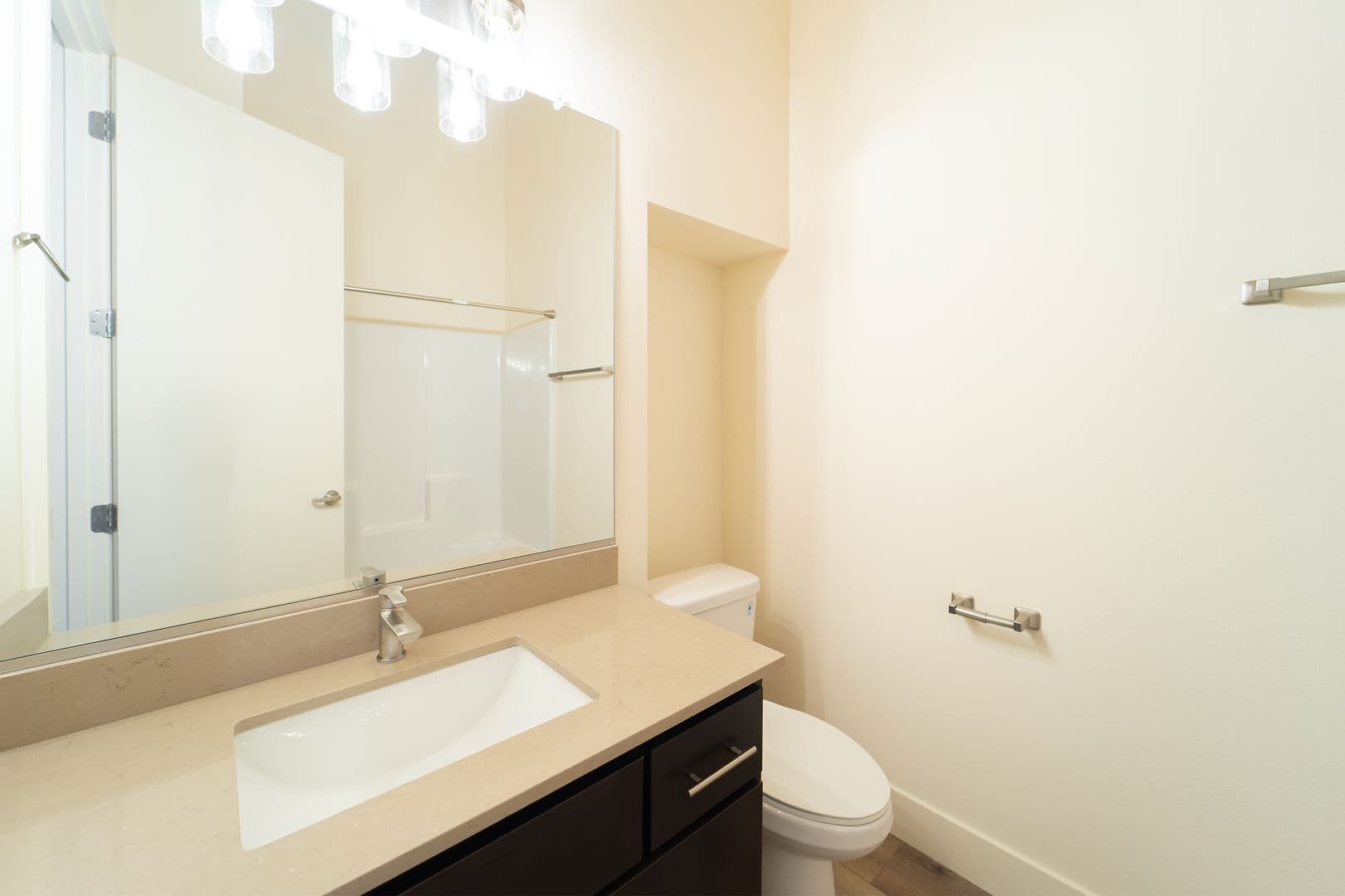 Portland Apartment: 7980-7990 SW Capitol Hill Rd