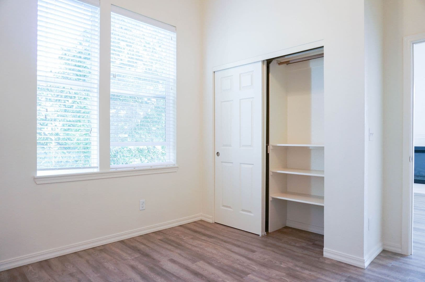 Portland Apartment: 8510 N Ivanhoe St