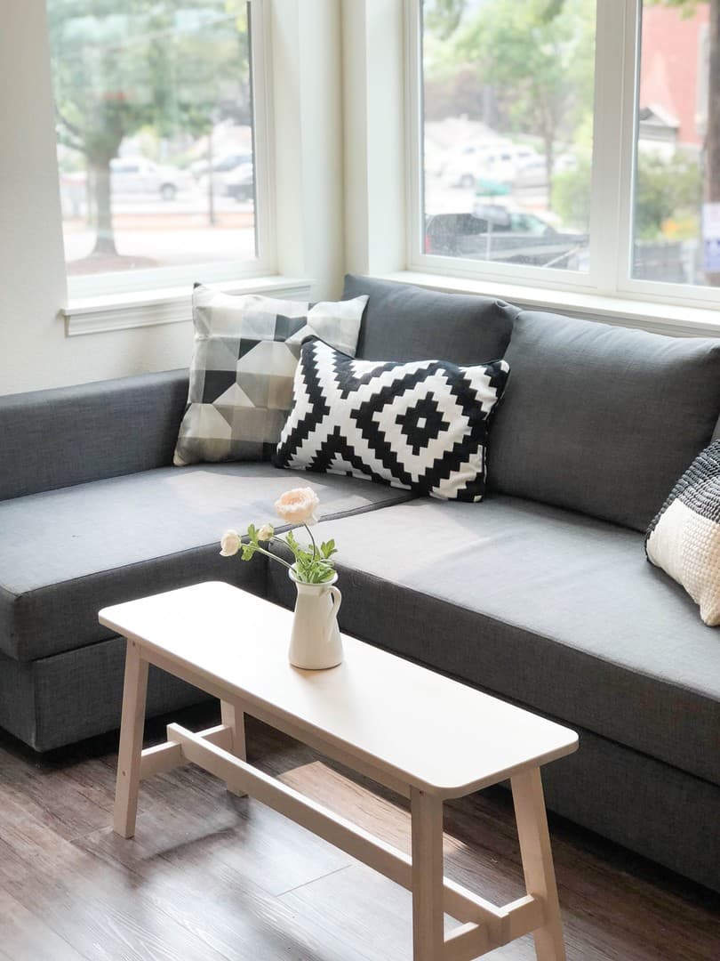 Portland Apartment: 7210 N Burlington Ave.