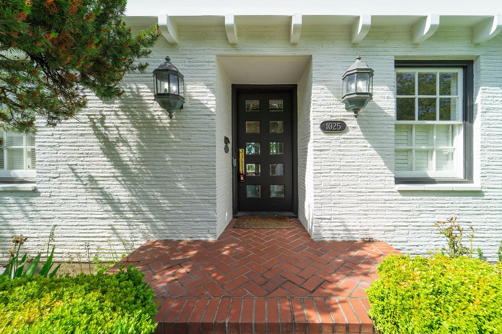 Portland House: 1025 SW Davenport Street