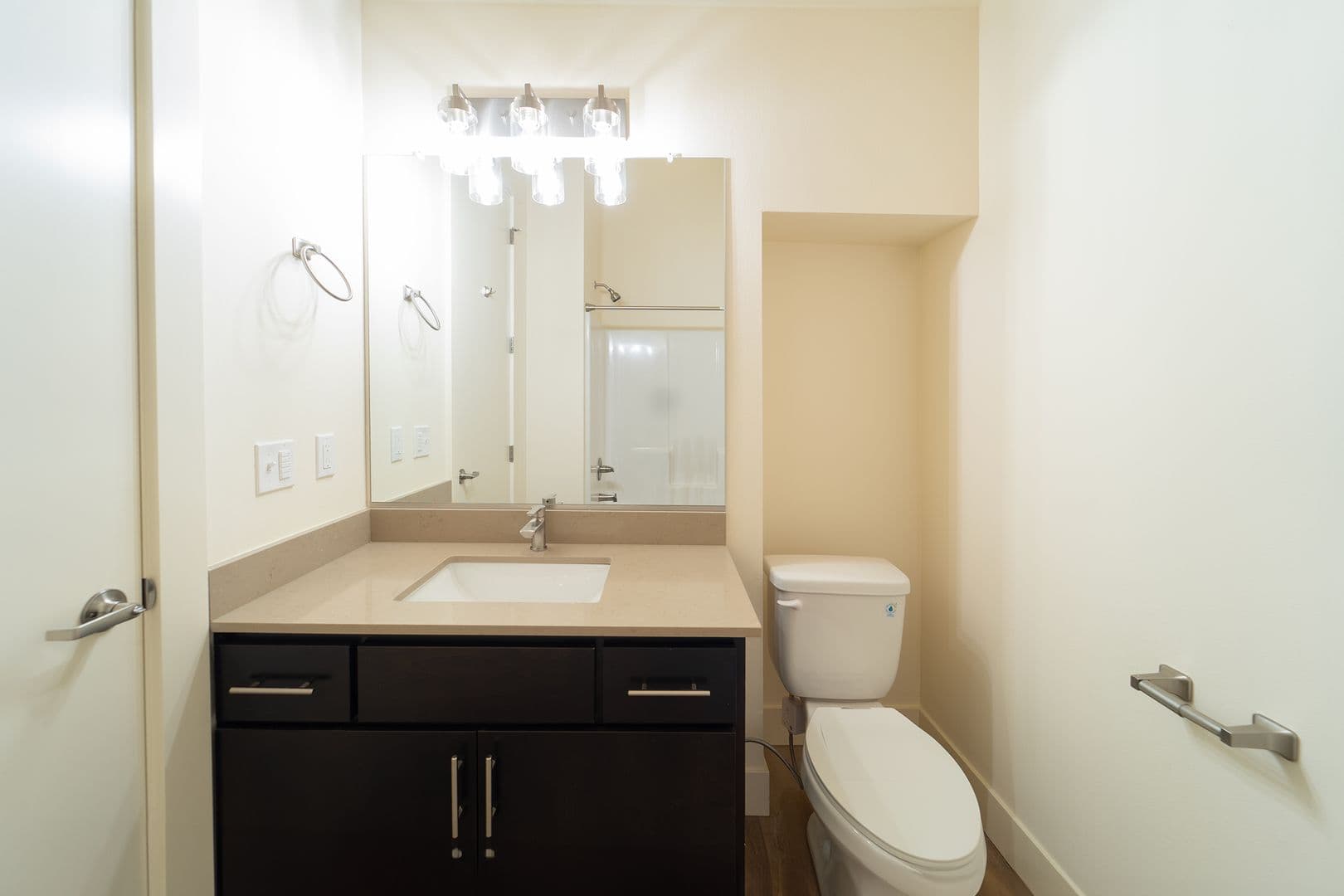 Portland Apartment: 7980-7990 SW Capitol Hill Rd