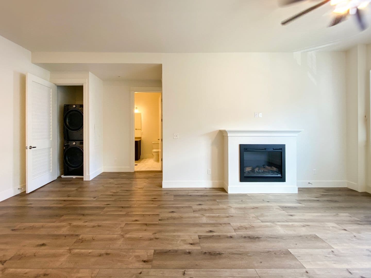 Vancouver Apartment: 1655 C St.