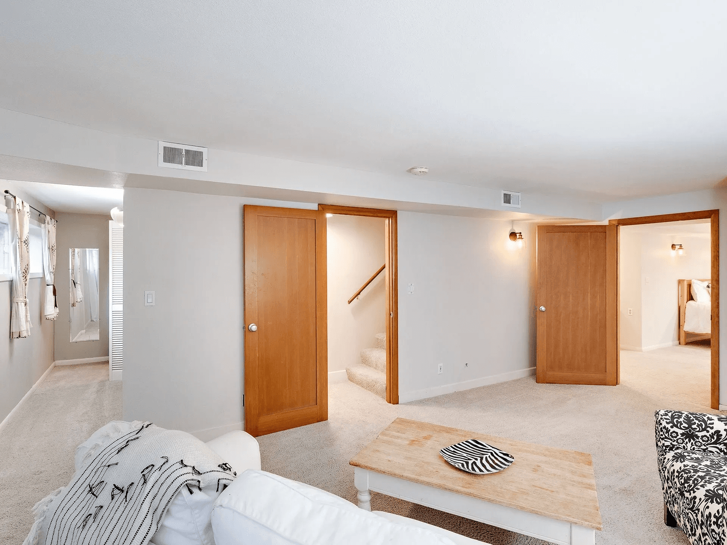 Portland House: 7725 SW Miner Way