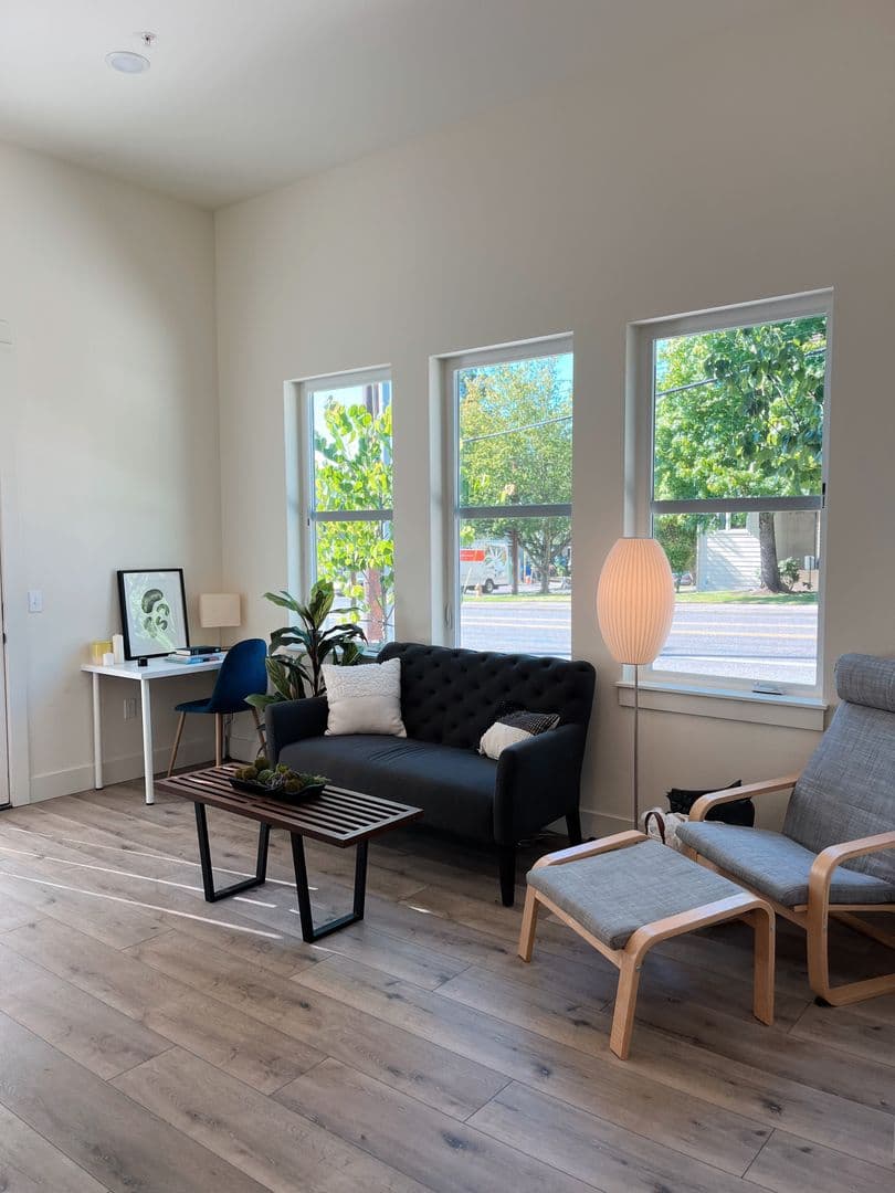 Portland Apartment: 5980-5960 E Burnside St.