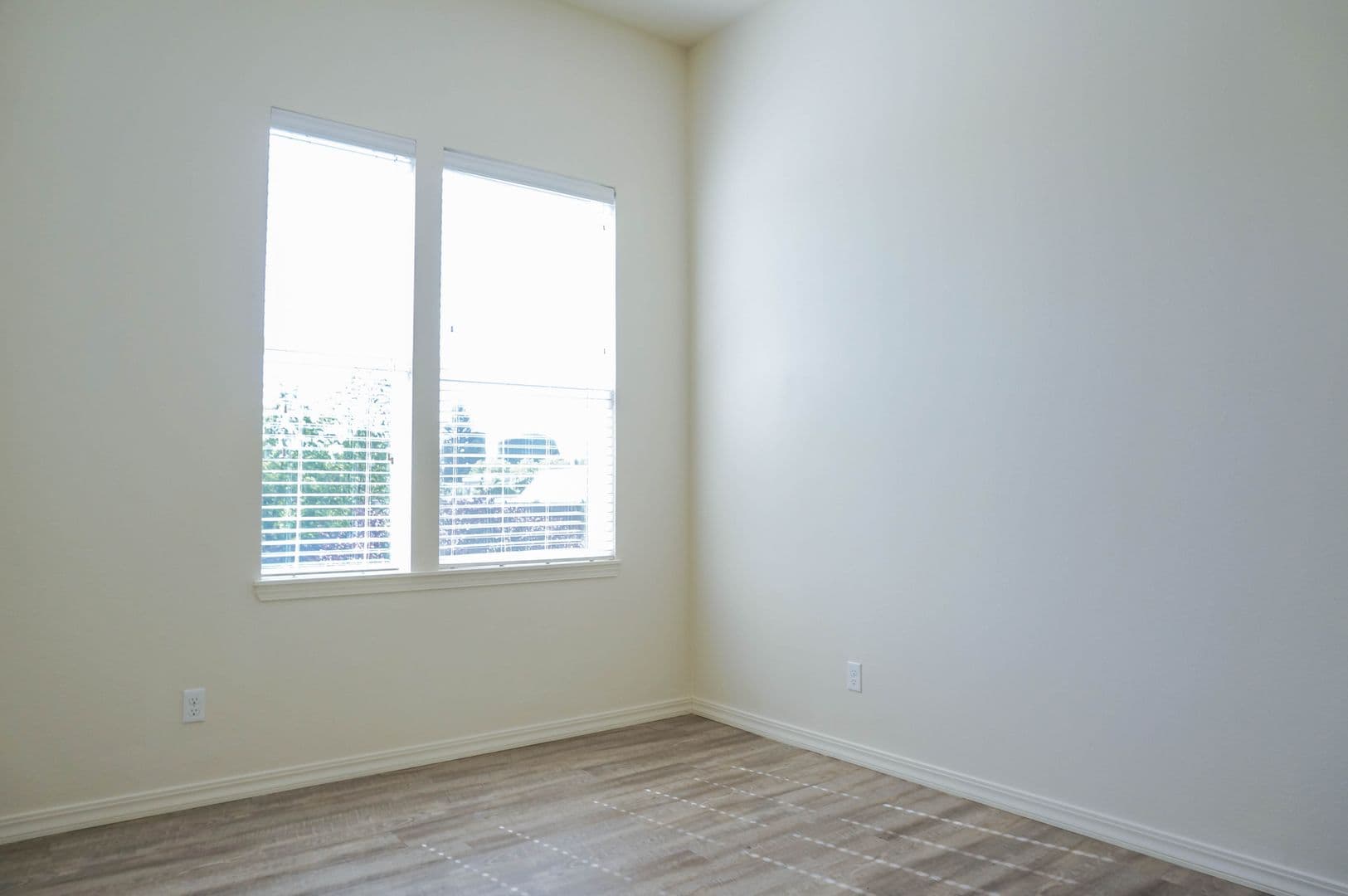 Portland Apartment: 8510 N Ivanhoe St