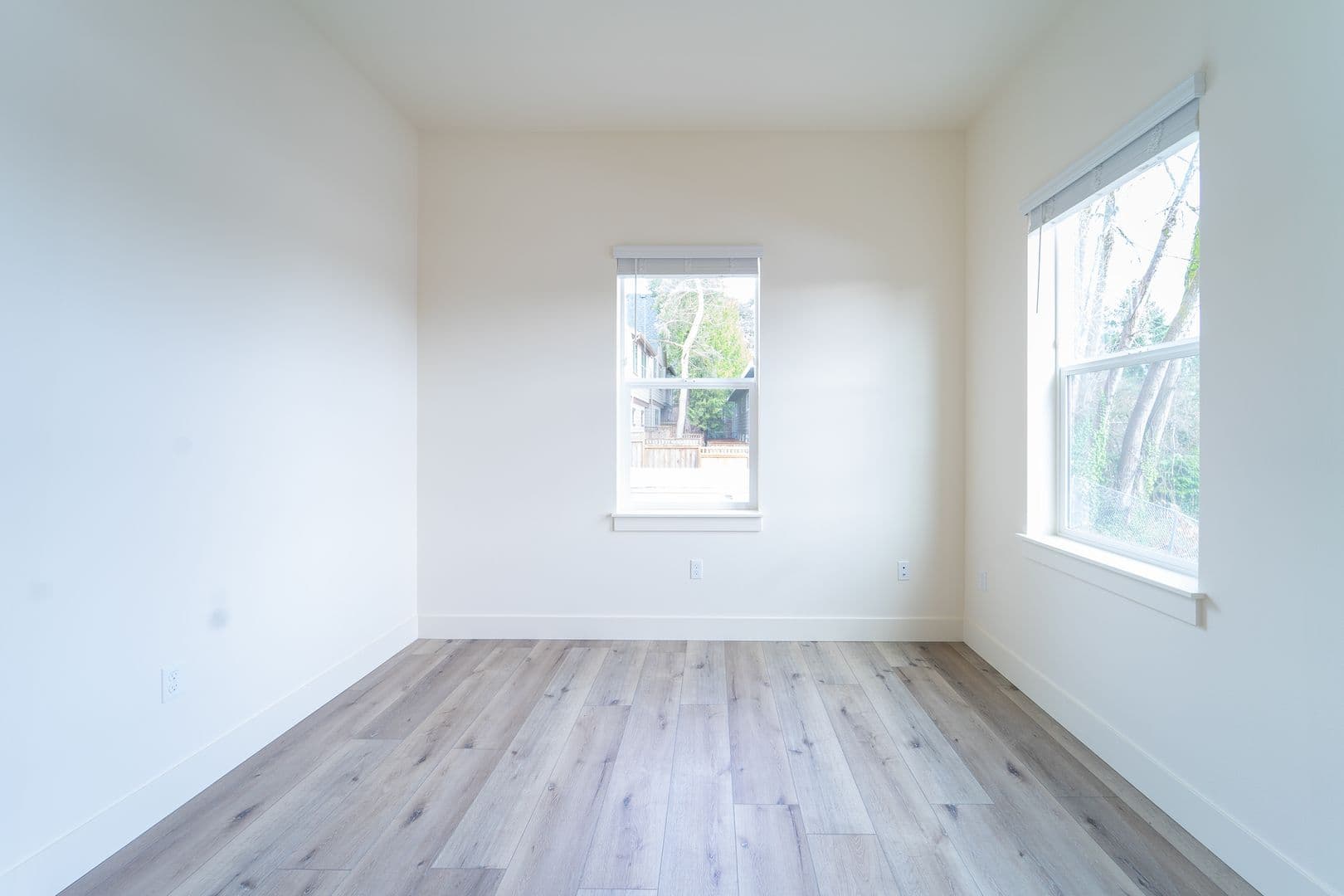 Portland Apartment: 7980-7990 SW Capitol Hill Rd