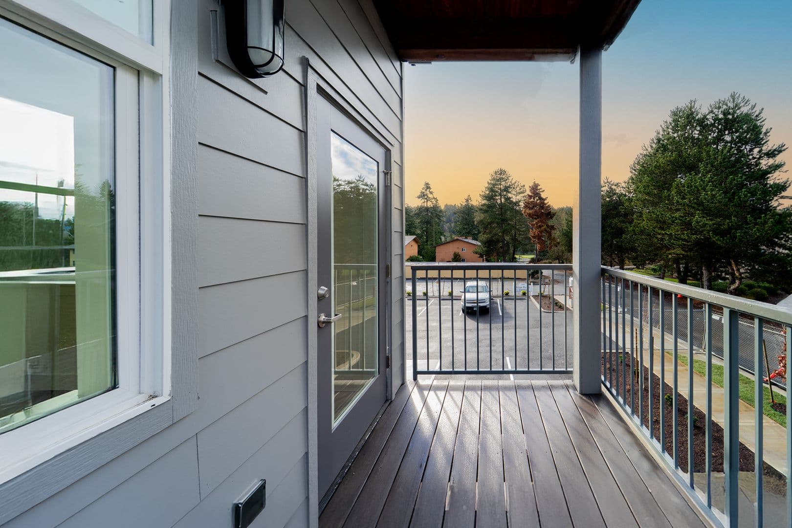 Milwaukie Apartment: 1600 SE Lava Dr.